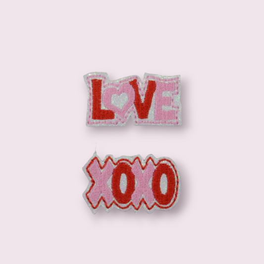 Love and xoxo